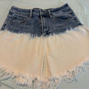RISENStylish Ombre Denim Shorts